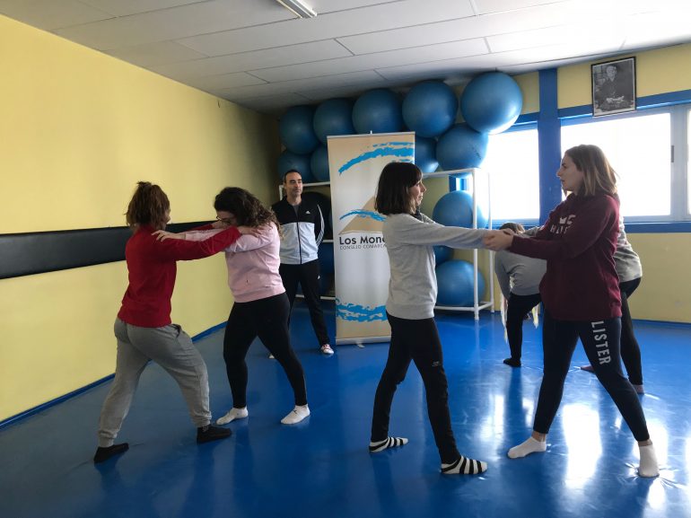 Gran acogida de los talleres de defensa personal para mujeres en los Monegros