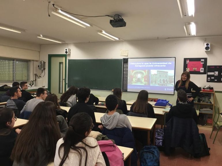 El Campus de Huesca imparte charlas de orientación universitaria en todas las comarcas altoaragonesas