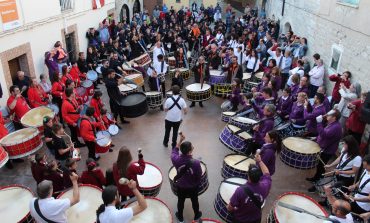 Azanuy reunió trescientos tambores y bombos en su XVI Exaltación