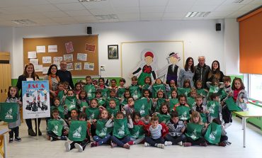 El Festival Folklórico de los Pirineos visita las aulas de Escuelas Pías