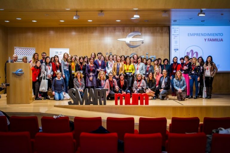 A debate el delicado equilibrio entre emprendimiento y maternidad en el primer foro de emprendimiento y familia en Aragón