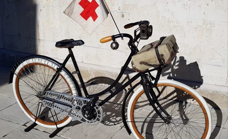 Exposición y conferencia sobre la historia de la bicicleta en Jaca