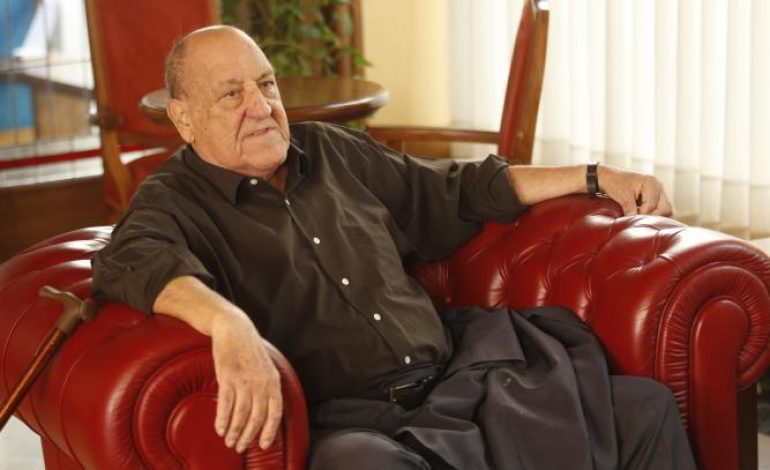 La Diputación de Huesca acogerá la presentación de la revista cultural Turia dedicada al escritor Javier Tomeo