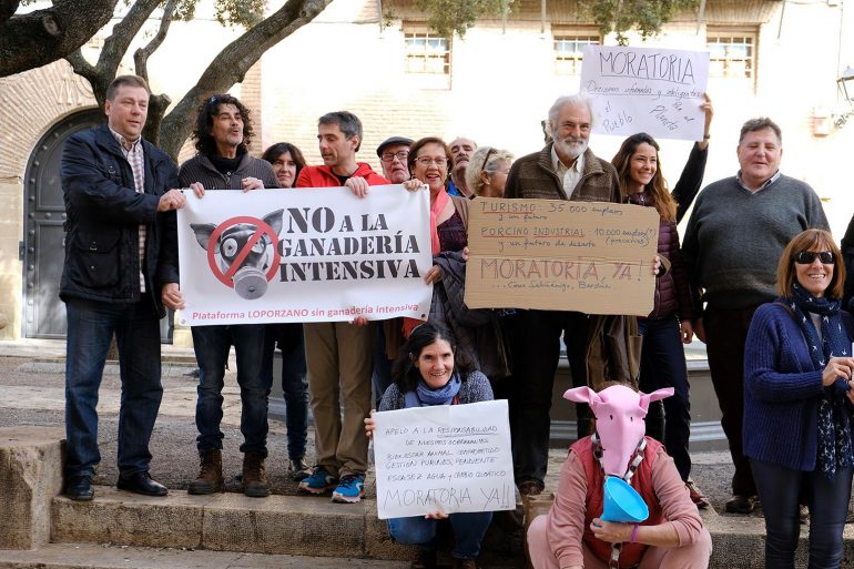 El Ayuntamiento de Loporzano aprueba la moratoria en su municipio para instalar granjas hasta que redacte su PGOU