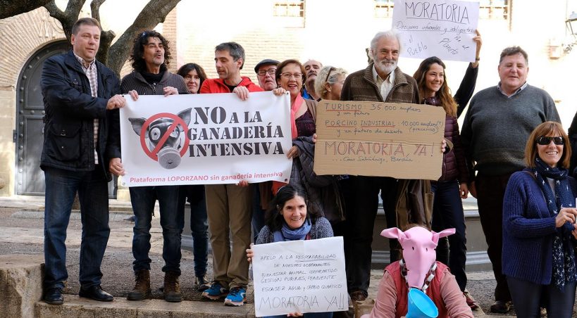 El Ayuntamiento de Loporzano aprueba la moratoria en su municipio para instalar granjas hasta que redacte su PGOU
