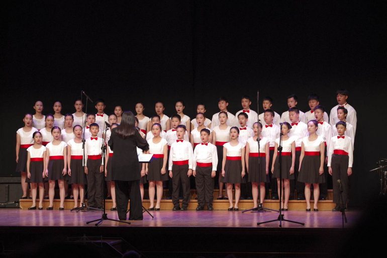 El Yip’s Children Choir de Hong-Kong cautiva al público jaqués