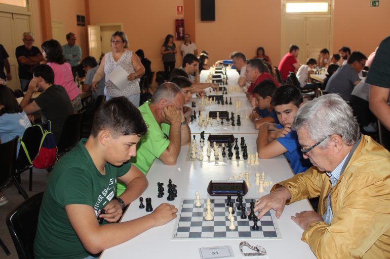 Alcubierre acoge este fin de semana el XIII Torneo Internacional de Ajedrez con la presencia del Gran Maestro Internacional Vlastimil Hort