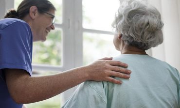 Servicios de ayuda a domicilio para mayores: ¿Cómo funcionan?