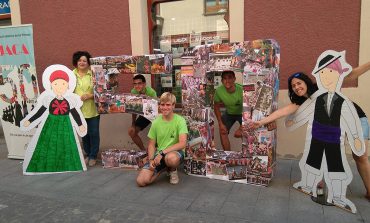 El Festival Folklórico de los Pirineos en la Feria del Libro de Jaca