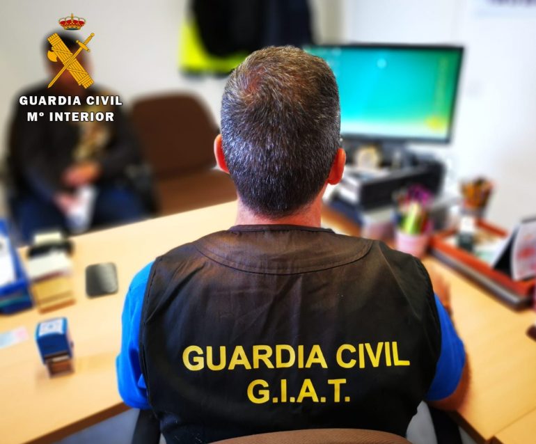 La Guardia Civil de Huesca investiga a dos personas por un supuesto delito de falsedad documental y otro de usurpación de estado civil