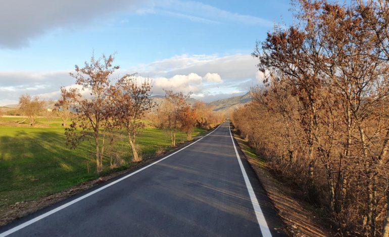 Finalizan las obras de la carretera HU-324 y licitada la mejora de abastecimiento y pavimentaciones en Apiés (Huesca)