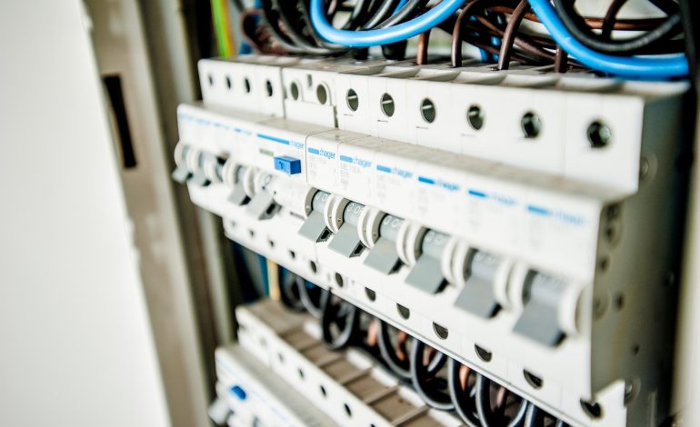 Las ventajas de contar con material eléctrico de calidad