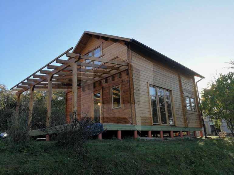 Lidera la compra y construcción de tu cabaña de madera