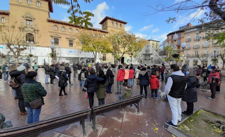 aragoza y Huesca se suman mañana domingo a las caravanas de coches contra la precariedad laboral en el sector público que recorrerán 27 ciudades españolas