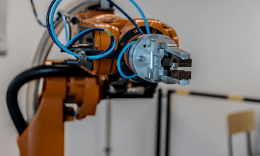 Aunav.NEO, el robot fabricado en Huesca para desactivar explosivos es importado a Asia