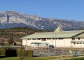 El Ayuntamiento de Aínsa-Sobrarbe pone fin a las deficiencias del tejado del pabellón deportivo