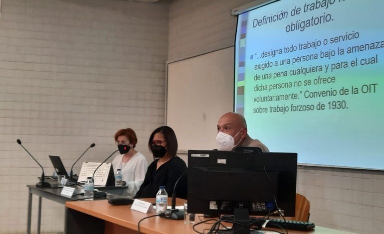 Inaugurada la exposición "Transformando Miradas, construyendo Igualdad" en el Espacio Rosa Luxemburgo de Huesca