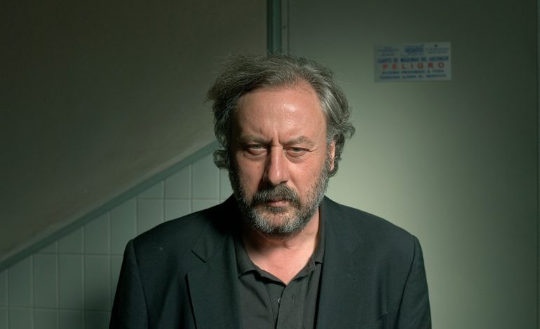 Julio Llamazares y Ramón Acín inician en Huesca el 'Diálogo entre escritores' del IEA