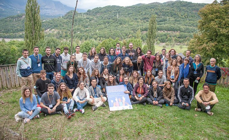 60 JÓVENES REDACTAN EL “MANIFIESTO DE LA JUVENTUD PIRENAICA” EL PRIMER DOCUMENTO QUE RECOGE LAS NECESIDADES COMUNES DE LA JUVENTUD DE LOS PIRINEOS