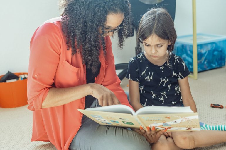 Todo a su momento: ¿qué libro debería leer un niño según su edad?