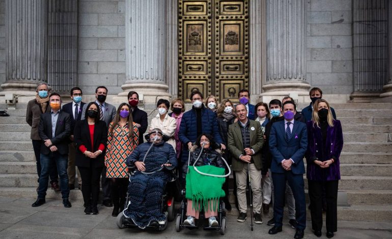 El Congreso aprueba por unanimidad la ley de Cs para garantizar una vida digna a los enfermos de ELA