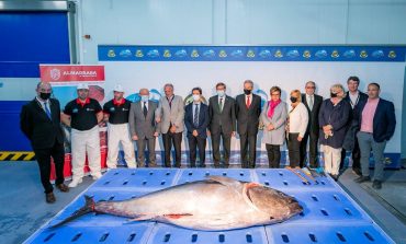 La Coruñesa cumple su centenario rodeada de clientes y colaboradores