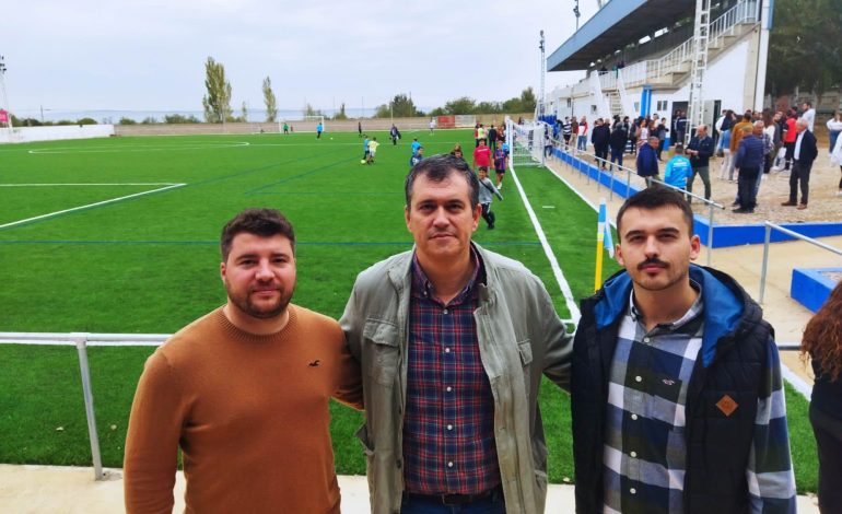 Joaquín Palacín manifiesta en Sariñena “su apuesta decidida por la juventud”