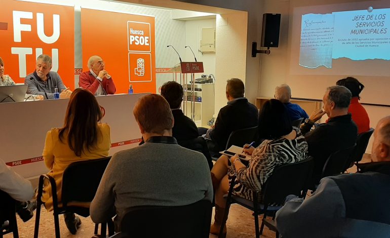 El PSOE Huesca homenajea a su fundador, Martín Aínsa Pinal, primer concejal socialista en el Ayuntamiento oscense