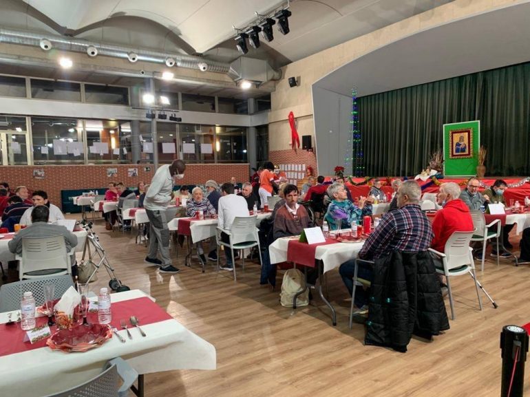 Cruz Blanca Huesca y LALIGA ofrecerán una cena solidaria en Nochebuena a cerca de cien personas