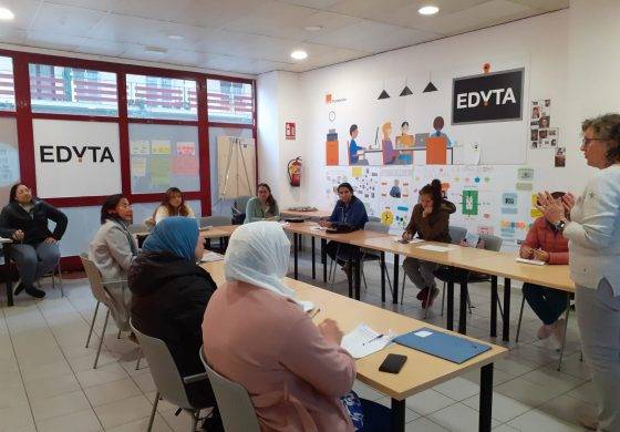 Cáritas Huesca realiza un curso para cuidadoras de personas en situación de dependencia