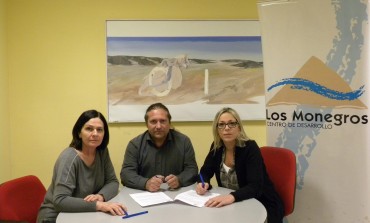 Firmado el convenio para la gestión del Centro de Interpretación de la Guerra Civil en Aragón ubicado en Robres