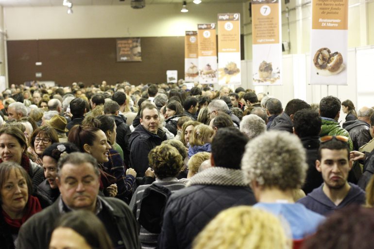 Tapas de trufa negra en Binéfar para combatir el frío y la nieve de Huesca