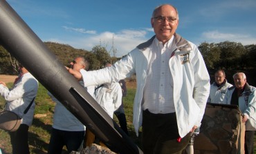 La Asociación Down dona a la ciudad de Huesca un reloj cromosómico de Sol para celebrar su 25 aniversario