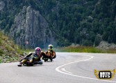 Descendiendo en monopatín por el valle de Benasque