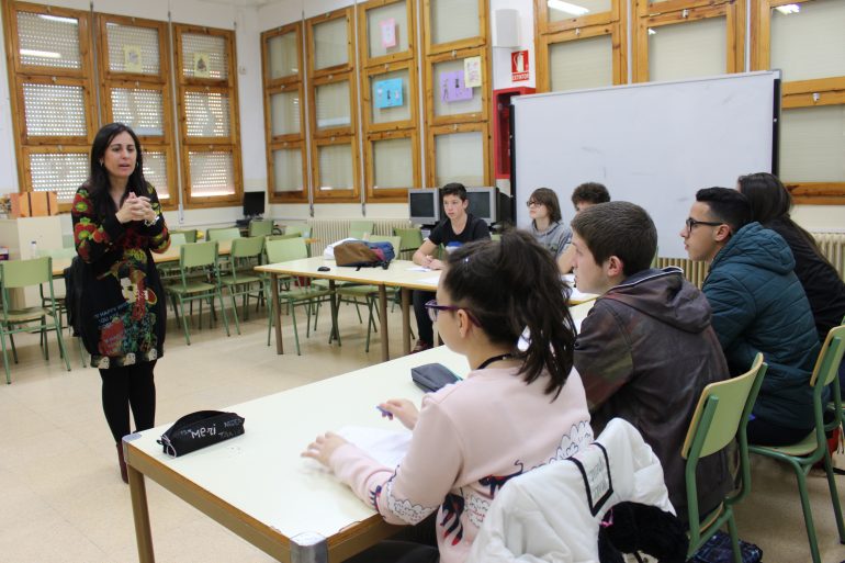 Un taller de inteligencia emocional y marca personal llega a 75 alumnos del IES Sierra de San Quílez