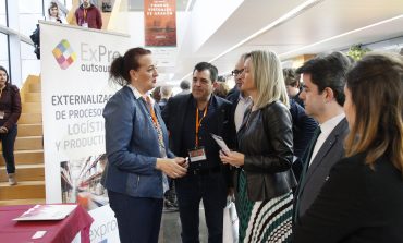 Empresas y estudiantes conocen en la XIII Feria de Tiendas Virtuales de Huesca las últimas tendencias del comercio electrónico