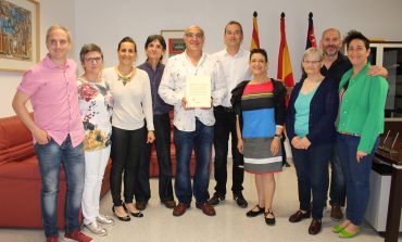 El Ayuntamiento felicita a Los Titiriteros de Binéfar por sus 40 años de trayectoria