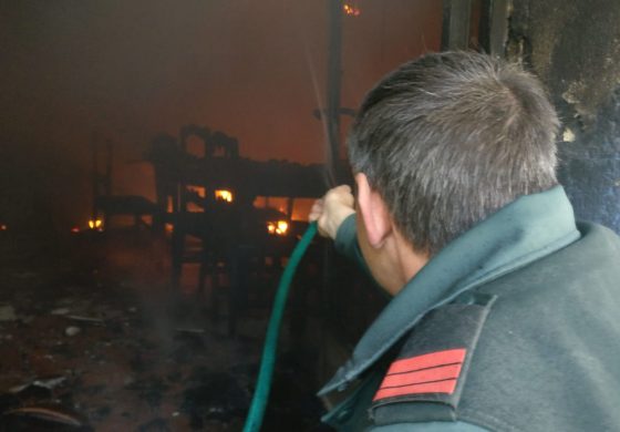 Incendio en una vivienda en Angües