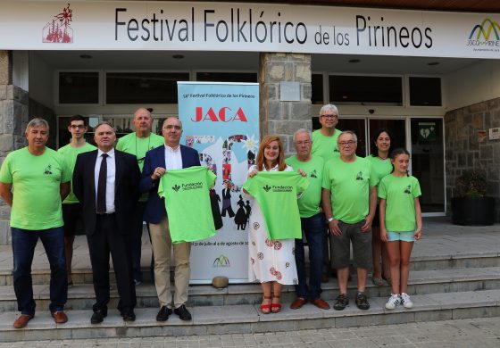 Los voluntarios del Festival Foklórico de los Pirineos, listos para sus semanas más intensas