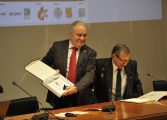 Miguel Gracia destaca el papel de los sanitarios en los servicios de bomberos en la clausura de las XXIX Jornadas Nacionales