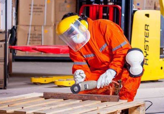 CÓMO USAR LAS HERRAMIENTAS PARA BRICOLAJE CON SEGURIDAD