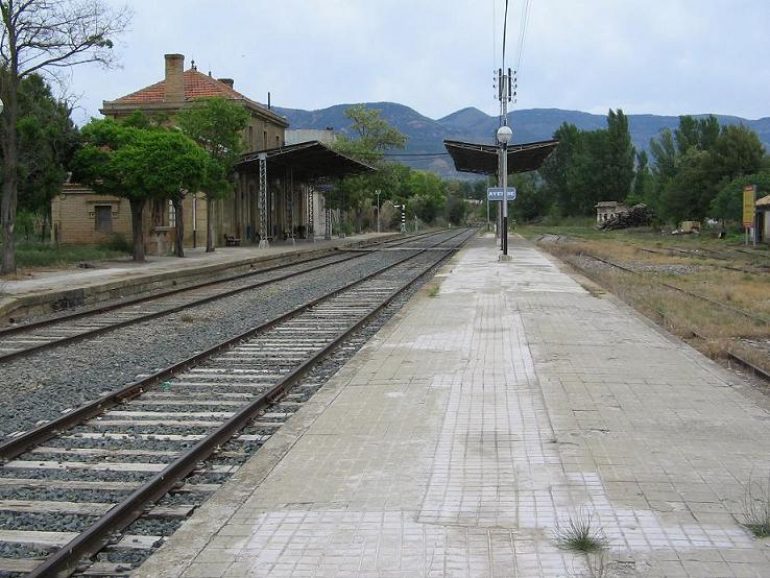 Adif adjudica por más de 12 M€ las obras para la renovación de vía en el tramo Plasencia de Monte-Ayerbe