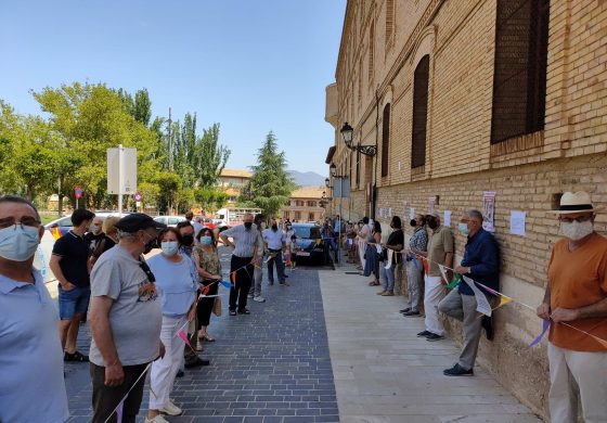 Aniversario del abrazo al antiguo Seminario de Huesca