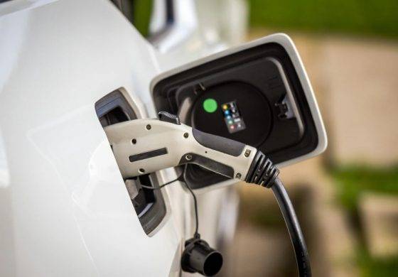 Conectividad sin límites en la carretera española gracias al cable de carga Tipo 2